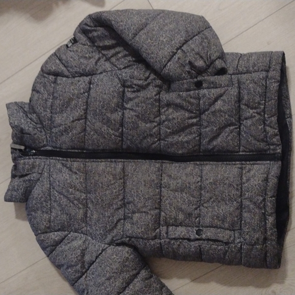 Kids (H&M) Puffer JACKET, (MINISO) BACKPACK & PLUSH Fishy 🐠 HAT Bundle!! - Picture 2 of 10